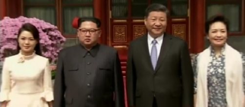 Kim Jong-un, le immagini del suo primo incontro con Xi Jinping