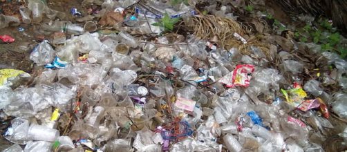 Plastic waste at the village level. - [Image credit – Venkat2336, Wikimedia Commons]