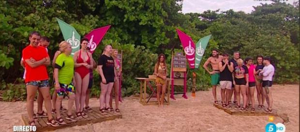 El patético show de Supervivientes. El patético show de Supervivientes.