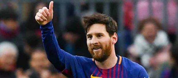 Leo Messi está atento ao que se passa em Barcelona Leo Messi está atento ao que se passa em Barcelona