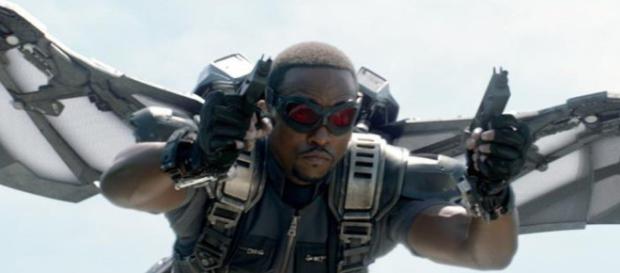 Movie Marks: Will the Falcon se elevará en AVENGERS: AGE OF ULTRON ... - nerdist.com Movie Marks: Will the Falcon se elevará en AVENGERS: AGE OF ULTRON ... - nerdist.com