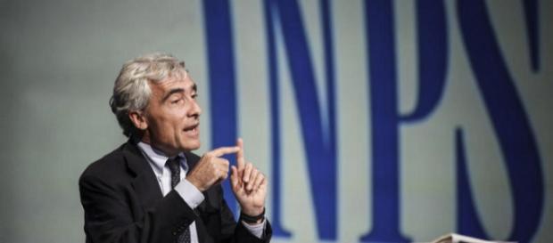 Reddito di cittadinanza M5s: costerebbe dai 35 ai 38 miliardi di euro Reddito di cittadinanza M5s: costerebbe dai 35 ai 38 miliardi di euro