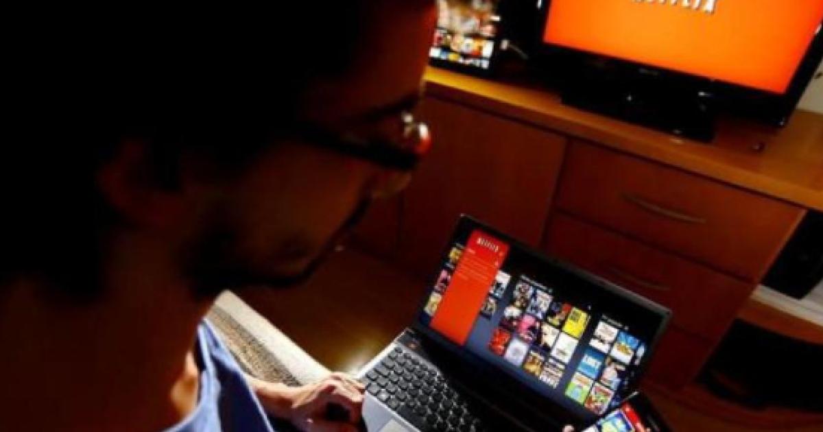 Nuevo trabajo en Netflix te paga por mirar sus programas