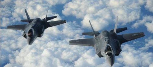 Israeli F-35s fly over Iranian airspace. [image source: USAF/Wikimedia Commons]