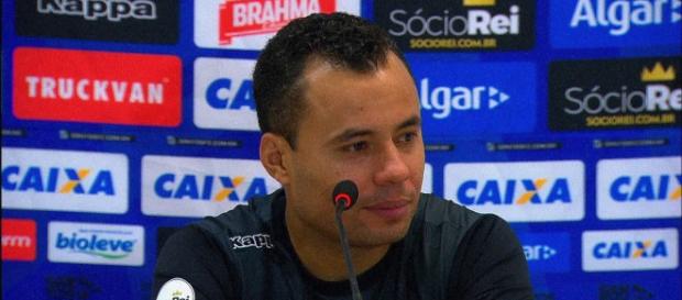 Por enquanto, jogador não fará parte do elenco de Jair Ventura Por enquanto, jogador não fará parte do elenco de Jair Ventura