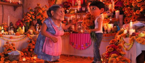 COCO: Un canto a la vida, una celebración de la muerte - cuatrobastardos.com