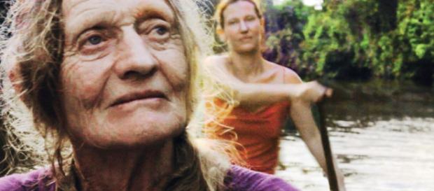 Amazona | DOCSBARCELONA - docsbarcelona.com Amazona | DOCSBARCELONA - docsbarcelona.com