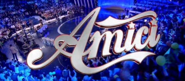 Gossip: Amici 17 in prima serata dal 7 aprile, chi saranno coach e giudici? Gossip: Amici 17 in prima serata dal 7 aprile, chi saranno coach e giudici?