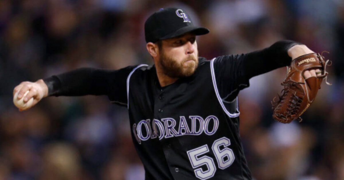 Chicago Cubs Division rival signs new closer on opening day