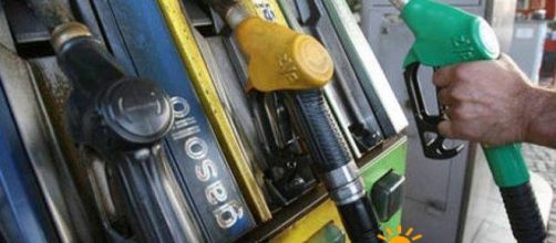 Benzina e diesel prezzi in aumento a Pasqua