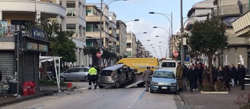 Pasqua di sangue a Pomigliano, un morto e due feriti in un incidente stradale