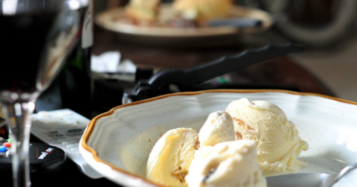 Super simple Bellini ice cream recipe