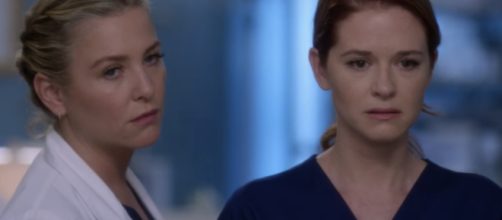 'Grey's Anatomy': April Kepner and Arizona Robbins have one foot out the door. [image source: YouTube screenshot]