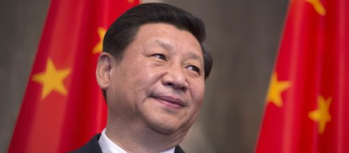 In alto, il presidente della Cina, Xi Jinping