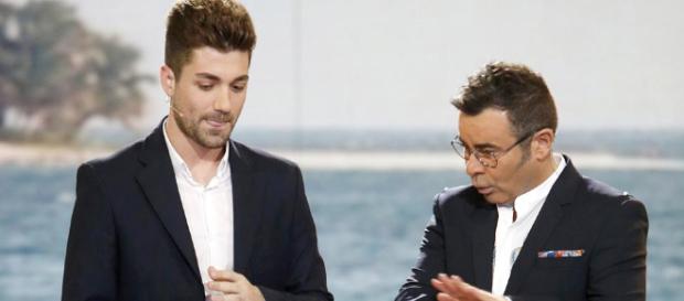 Supervivientes 2018: Alejandro Albalá rompe con Sofía en directo. Supervivientes 2018: Alejandro Albalá rompe con Sofía en directo.