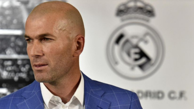 Liga - Zinédine Zidane succède à Rafael Benitez sur le banc du ... - eurosport.fr