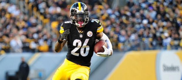 Le'Veon Bell was given the franchise tag by the Steelers for the second straight year. Image Source: Flickr | Brook Ward Le'Veon Bell was given the franchise tag by the Steelers for the second straight year. Image Source: Flickr | Brook Ward