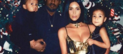Kim Kardashian y Kanye West presume a sus hijos en Navidad ... - laprensa.hn