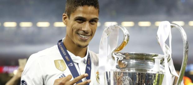 defender Raphael Varane extends stay at Real Madrid till 2022 - scroll.in defender Raphael Varane extends stay at Real Madrid till 2022 - scroll.in