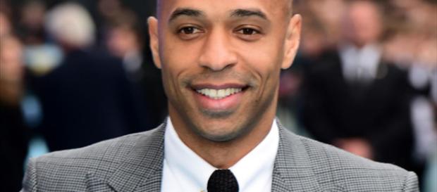 Ícono y comentarista del club Thierry Henry Ícono y comentarista del club Thierry Henry