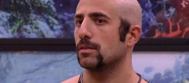 Kaysar pode ser indicado ao paredão. Kaysar pode ser indicado ao paredão.