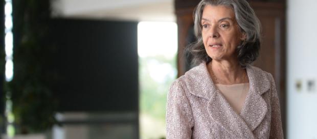Presidente do STF, ministra Cármen Lúcia, sofre as mais variadas pressões na Suprema Corte Presidente do STF, ministra Cármen Lúcia, sofre as mais variadas pressões na Suprema Corte