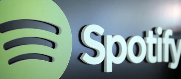 Spotify: la società sa chi ha la versione premium pirata e invia una mail Spotify: la società sa chi ha la versione premium pirata e invia una mail