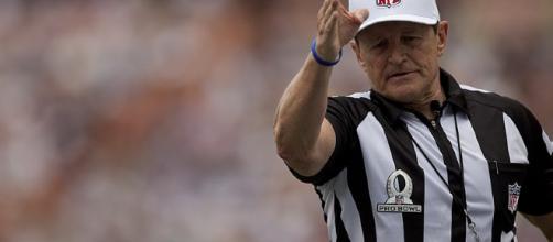 After 28 years Ed Hochuli will no longer be officiating games and has retired (Image via Wikimedia Commons - Lance Cpl. Kevin Jones)