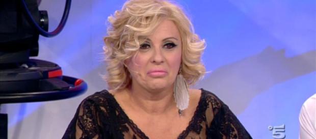 Gossip Uomini e donne, Gemma mette nei guai Tina Gossip Uomini e donne, Gemma mette nei guai Tina
