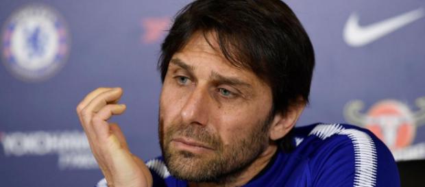 Las estrellas del Chelsea Olivier Giroud y Eden Hazard han criticado a Antonio Conte Las estrellas del Chelsea Olivier Giroud y Eden Hazard han criticado a Antonio Conte