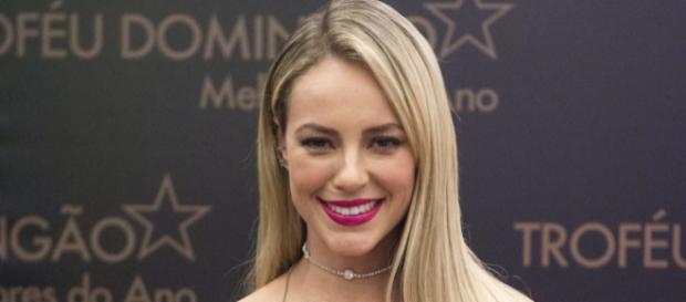 Paolla Oliveira foi vítima de um crime Paolla Oliveira foi vítima de um crime