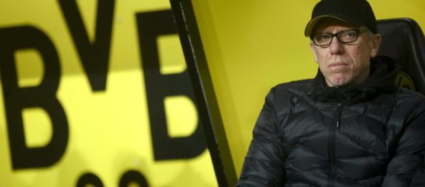 Peter Stöger ha criticado la falta de combatividad de los jugadores del Borussia Dortmund en los últimos partidos Peter Stöger ha criticado la falta de combatividad de los jugadores del Borussia Dortmund en los últimos partidos