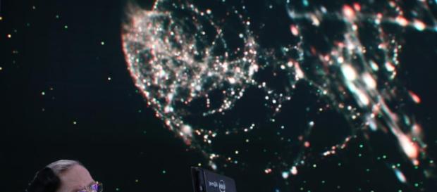 Si è spento Stephen Hawking: di lui si ricordano le celebri teorie scientifiche Si è spento Stephen Hawking: di lui si ricordano le celebri teorie scientifiche