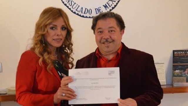 Console Marisela Morales e il presentatore d'arte Amedeo Fusco