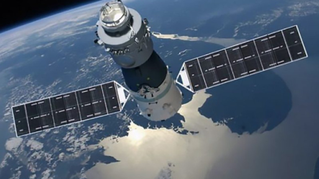 Stazione Spaziale in caduta verso la Terra