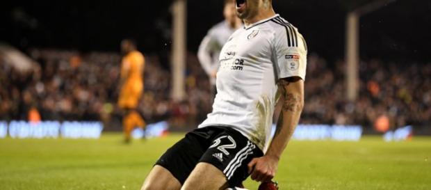 Aleksandar Mitrovic marco 2 goles Aleksandar Mitrovic marco 2 goles