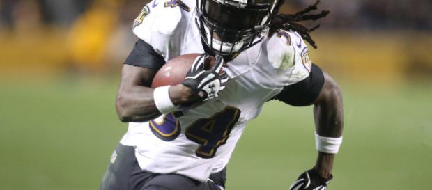 En este simulacro de draft, Jeremiah predice una selección bastante impactante para los Ravens . En este simulacro de draft, Jeremiah predice una selección bastante impactante para los Ravens .