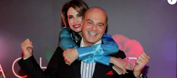 Luciana Gimenez termina casamento com Marcelo de Carvalho. Luciana Gimenez termina casamento com Marcelo de Carvalho.