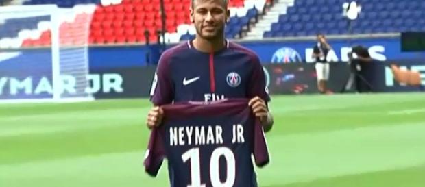 PSG y Real Madrid están en constante lucha PSG y Real Madrid están en constante lucha