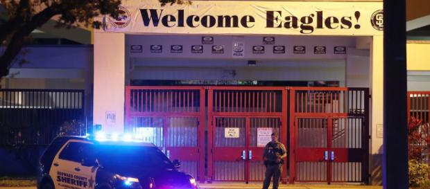 Senado de Florida aprueba proyecto para aumentar seguridad en ... - televisa.com Senado de Florida aprueba proyecto para aumentar seguridad en ... - televisa.com