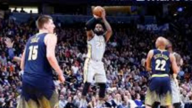 Lebron James s'élève pour la victoire