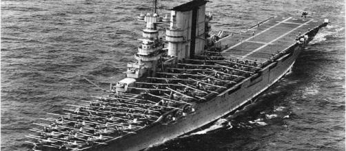 portaaviones estadounidense hundido en Guerra Mundial - elremix.com