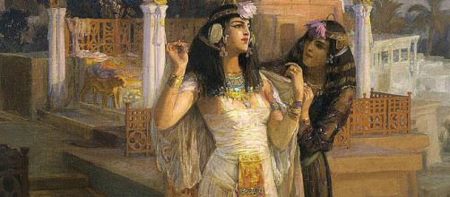 Cleopatra y sus famosos baños en leche de burra.