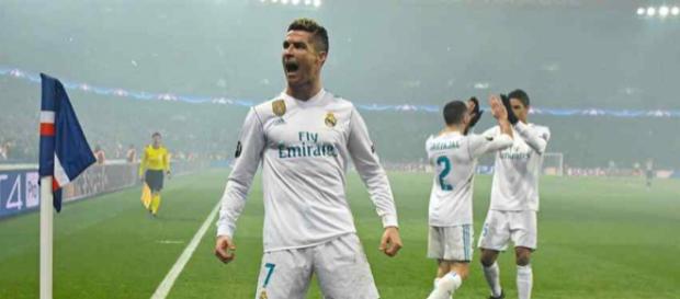 Cristiano Ronaldo está muito feliz com o momento do Real Cristiano Ronaldo está muito feliz com o momento do Real
