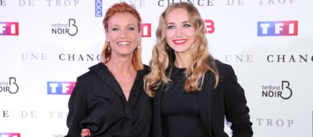 Droits des femmes : Alexandra Lamy réveille sa fille avec son discours engagé ! Droits des femmes : Alexandra Lamy réveille sa fille avec son discours engagé !