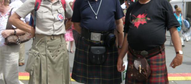 Men wearing skirts or more appropriately kilts! - Flickr Men wearing skirts or more appropriately kilts! - Flickr