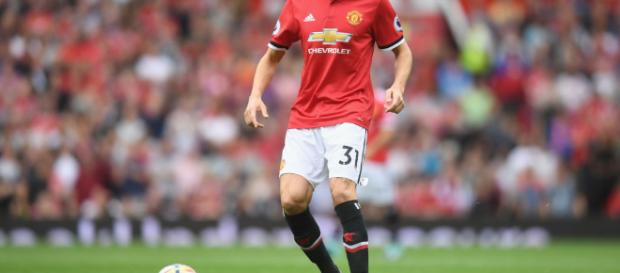Nemanja Matic anotó un impresionante ganador tardío en Selhurst Park el lunes Nemanja Matic anotó un impresionante ganador tardío en Selhurst Park el lunes