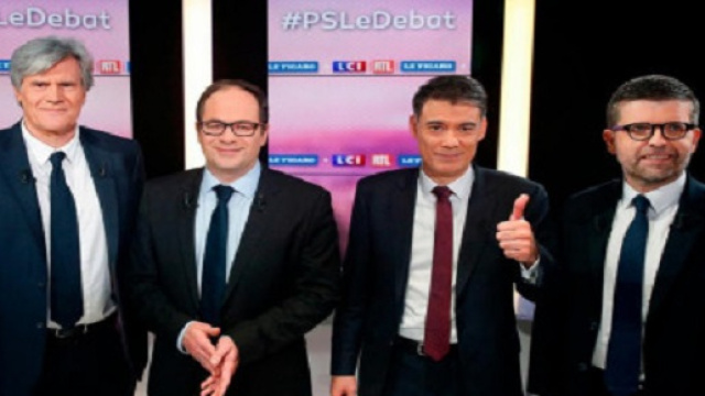 Les 4 candidats &agrave; la t&ecirc;te du PS s'&eacute;charpent sur le th&egrave;me &eacute;conomique