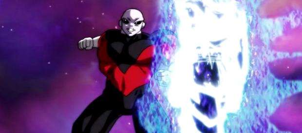 Goku pierde en el torneo del pode, cae de la plataforma. Goku pierde en el torneo del pode, cae de la plataforma.