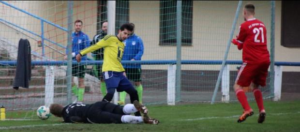 Hier bejubelt Steffen Knabe (rechts) ein Tor seiner Nordler gegen Leinefelde. In Sondershausen traf er zum 1:1-Endstand. Foto: Martin Bogatz Hier bejubelt Steffen Knabe (rechts) ein Tor seiner Nordler gegen Leinefelde. In Sondershausen traf er zum 1:1-Endstand. Foto: Martin Bogatz